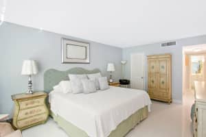 3590 S Ocean Blvd APT 807, South Palm Beach, FL 33480, Sold 09/13/22