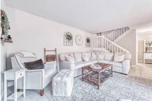 714 7th Ln, Palm Beach Gardens, FL 33418, Sold 06/14/22