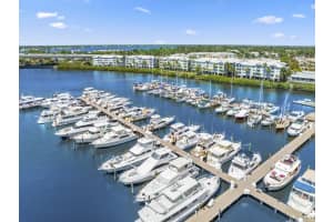 675 NW Flagler Ave APT 202, Stuart, FL 34994, Sold 07/29/22