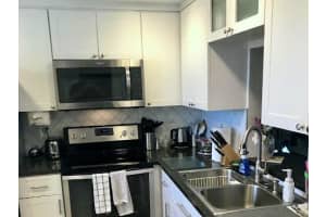 441 SE 3rd St APT 604, Dania Beach, FL 33004, Sold 05/26/22