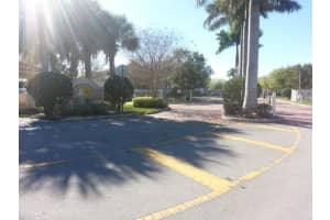 1049 Golden Lakes Blvd APT 113, West Palm Beach, FL 33411, Sold 08/02/22