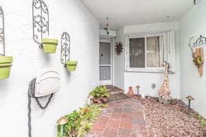 6199 Old Court Rd APT 704, Boca Raton, FL 33433, Sold 06/13/22