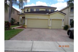 19370 SW 61st St, Fort Lauderdale, FL 33332, Sold 07/27/22