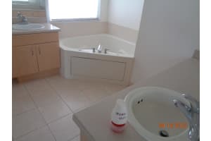 19370 SW 61st St, Fort Lauderdale, FL 33332, Sold 07/27/22