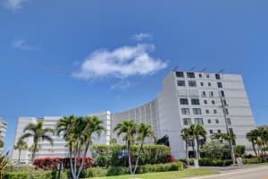 3590 S Ocean Blvd APT 407, South Palm Beach, FL 33480, Sold 06/07/22