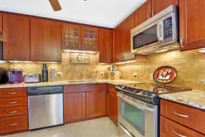 5420 N Ocean Dr APT 2102, Riviera Beach, FL 33404, Sold 08/01/22