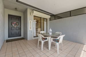 1723 W Sanderling Ln, Fort Pierce, FL 34982, Sold 05/16/22