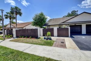 2772 SW 6th St, Delray Beach, FL 33445, Sold 06/03/22