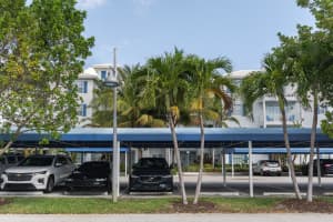 942 Bay Colony Dr S, Juno Beach, FL 33408, Sold 05/31/22