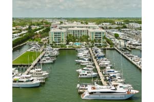 802 W Windward Way APT 301, Lantana, FL 33462, Sold 05/06/22