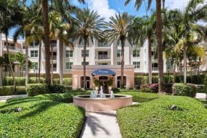 802 W Windward Way APT 301, Lantana, FL 33462, Sold 05/06/22