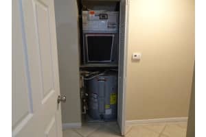6370 Emerald Dunes Dr APT 201, West Palm Beach, FL 33411, Sold 06/01/22