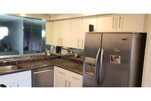5187 Oakhill Ln APT 611, Delray Beach, FL 33484, Sold 08/24/22
