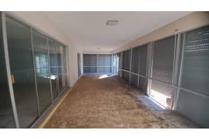 4 Tahoe Ln, Sea Ranch Lakes, FL 33308, Sold 05/26/22