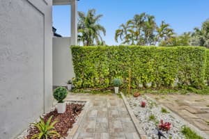 343 NE 211th Terrace, Miami, FL 33179, Sold 06/17/22