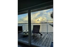 31 S Lakeshore Dr, Hypoluxo, FL 33462, Sold 12/06/22