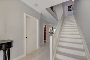 31 S Lakeshore Dr, Hypoluxo, FL 33462, Sold 12/06/22