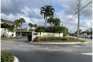 300 Waterway Dr S APT 105, Lantana, FL 33462, Sold 11/01/22