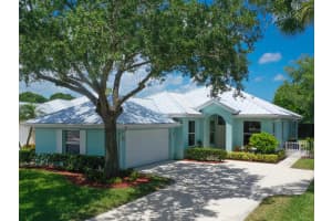 2819 SW Brighton Way, Palm City, FL 34990, Sold 05/31/22