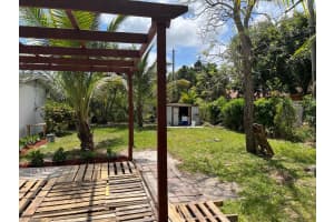 805 Sarazen Dr, West Palm Beach, FL 33413, Sold 06/07/22