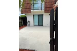 2147 White Pine Cir APT C, Greenacres, FL 33415, Sold 08/12/22