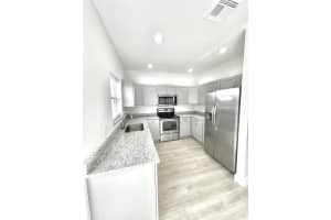 13468 Old Englishtown Rd, Wellington, FL 33414, Sold 05/03/22