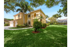 422 Oriole Cir, Jupiter, FL 33458, Sold 09/26/22