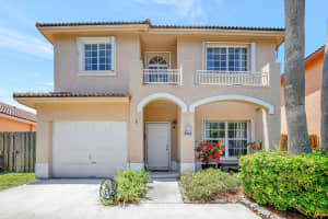 21388 SW 87th Pl, Cutler Bay, FL 33189, Sold 05/23/22