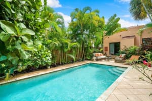 835 Biscayne Dr, West Palm Beach, FL 33401, Sold 10/18/22