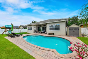 5732 NW 46th Dr, Coral Springs, FL 33067, Sold 06/09/22