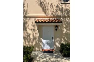 46 Tall Oaks Cir, Jupiter, FL 33469, Sold 05/19/22