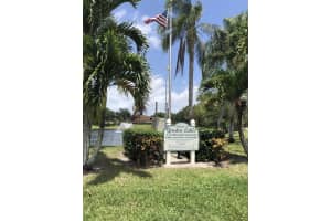 218 2nd Ln, Palm Beach Gardens, FL 33418, Sold 04/25/22