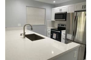 441 Springdale Cir, Palm Springs, FL 33461, Sold 09/01/22