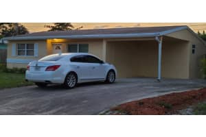 423 Pensacola Dr, Lake Worth, FL 33462, Sold 05/20/22