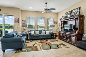 809 Marina Del Ray Ln UNIT 2, West Palm Beach, FL 33401, Sold 05/27/22
