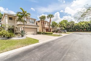 10155 Foal Rd, Lake Worth, FL 33449, Sold 06/02/22
