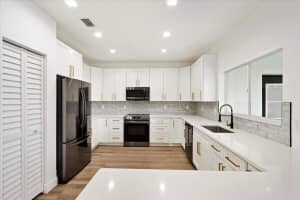 10860 Fox Glen Dr, Boca Raton, FL 33428, Sold 07/27/22