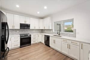 10860 Fox Glen Dr, Boca Raton, FL 33428, Sold 07/27/22