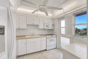 3221 NE 8th St #405, Pompano Beach, FL 33062, Sold 07/15/22