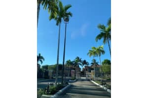 3569 Forest Hill Blvd APT 106, West Palm Beach, FL 33406, Sold 06/07/22
