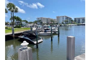 920 Dogwood Dr APT 163, Delray Beach, FL 33483, Sold 07/07/22