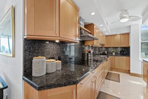 2727 N Ocean Blvd a 211, Boca Raton, FL 33431, Sold 07/15/22