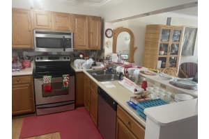 8150 W McNab Rd APT 323, Tamarac, FL 33321, Sold 06/13/22