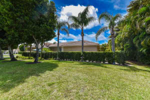 Viade La Plata Cir, Florida 33484, Sold 06/23/22