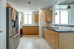 300 S Australian Ave UNIT 807, West Palm Beach, FL 33401, Sold 05/17/22