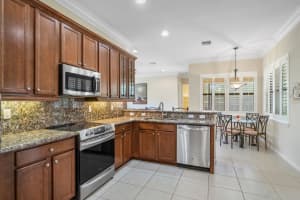 9410 Isles Cay Dr, Delray Beach, FL 33446, Sold 08/29/22