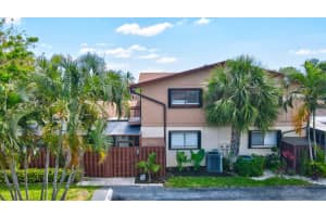4267 Landar Dr, Lake Worth, FL 33463, Sold 06/07/22