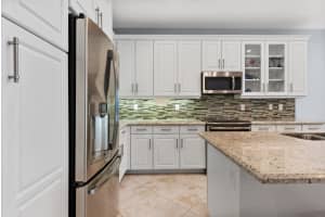 7890 Clay Mica Ct, Delray Beach, FL 33446, Sold 06/10/22