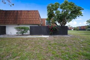 2233 White Pine Cir b, Greenacres, FL 33415, Sold 06/07/22