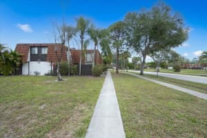 2233 White Pine Cir b, Greenacres, FL 33415, Sold 06/07/22
